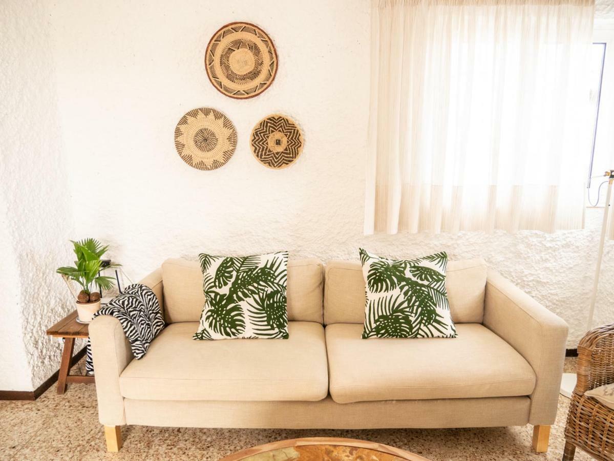 Monte Rojo Holiday home